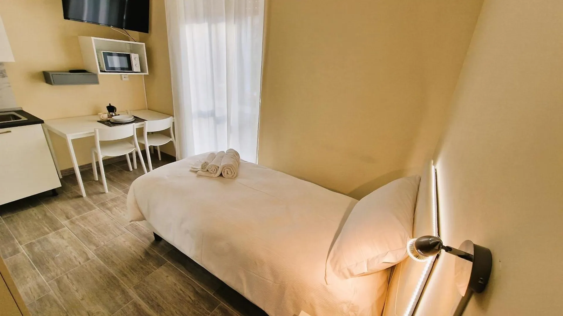 Aparthotel La Corte Del Maggiore Parma Italy