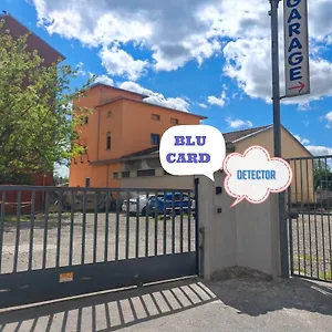 Parma Express Traveller'S Lodging Front Station Fs Parking Парма